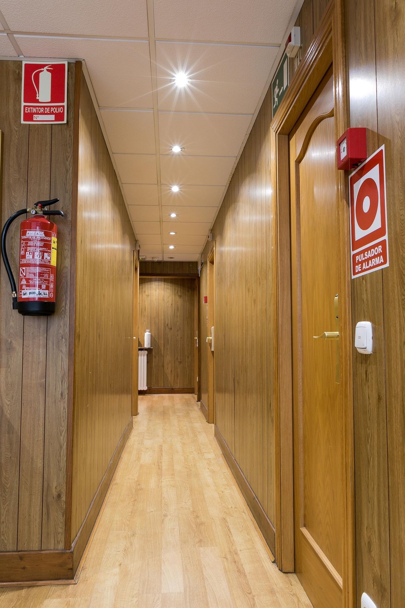 Hotel 139 Castelldefels Ngoại thất bức ảnh