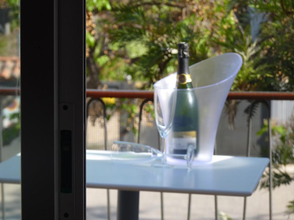 Hotel 139 Castelldefels Ngoại thất bức ảnh